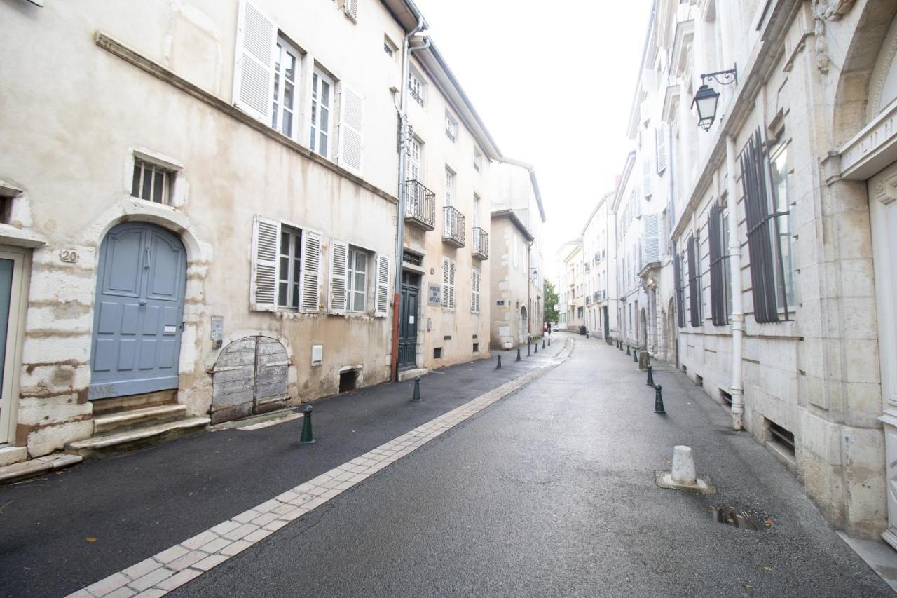 L'Authentique Bressan Bourg-en-Bresse Exterior foto
